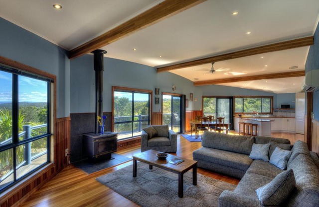 Mayakitana ~ Overlooking the golf course