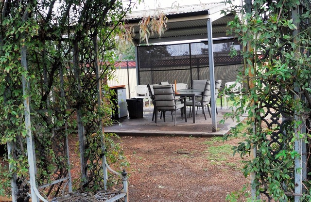 Mayfair Motel