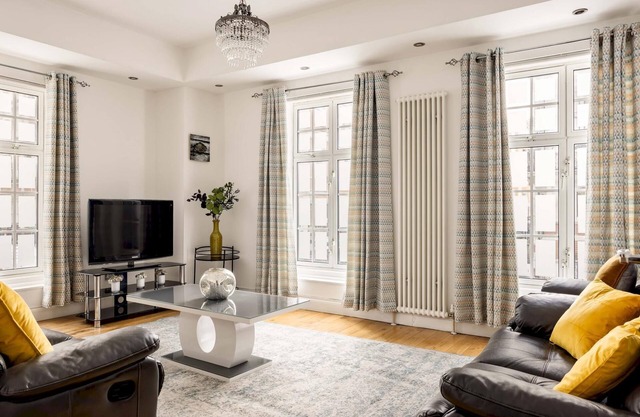 Mayfair Park Lane Lux 2-bedroom Apartment