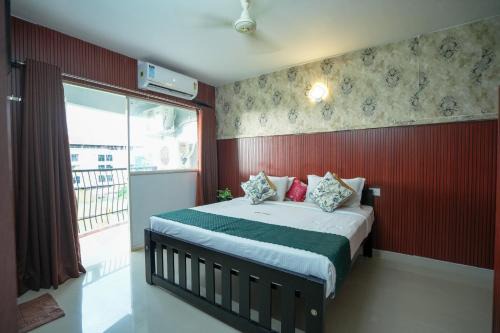 Mayflower Family Lounge -Cochin Airport