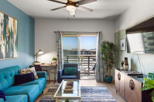 Mayo Hospital - Dedicated Workspace - Swim & Work - 5 min to Shopping - S331