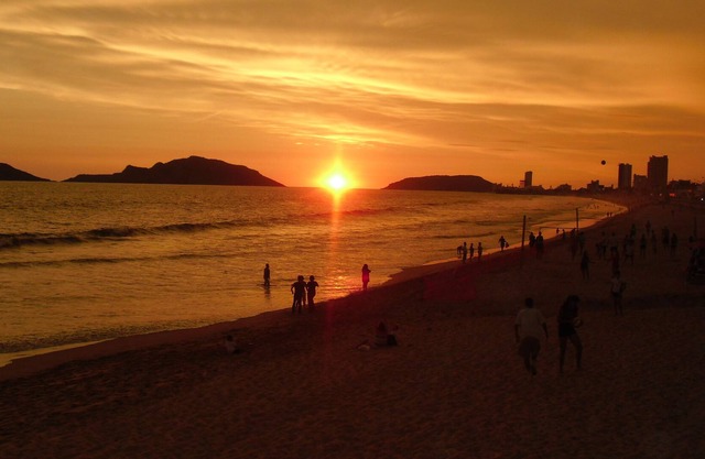 MAZATLAN CERRITOS Quintas del Mar Relajante. Ocean Front Resort como propiedad