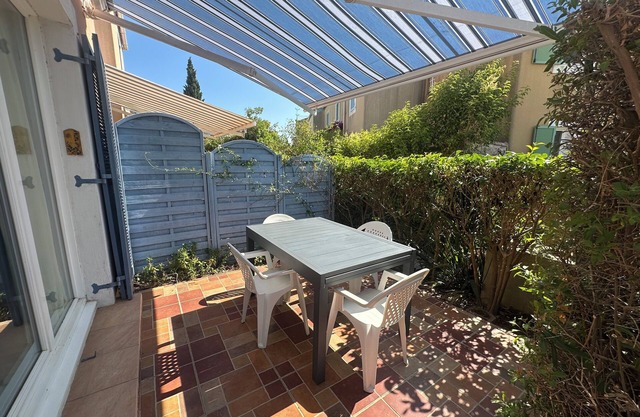 Mazet 2 bedrooms 300 m from the beach