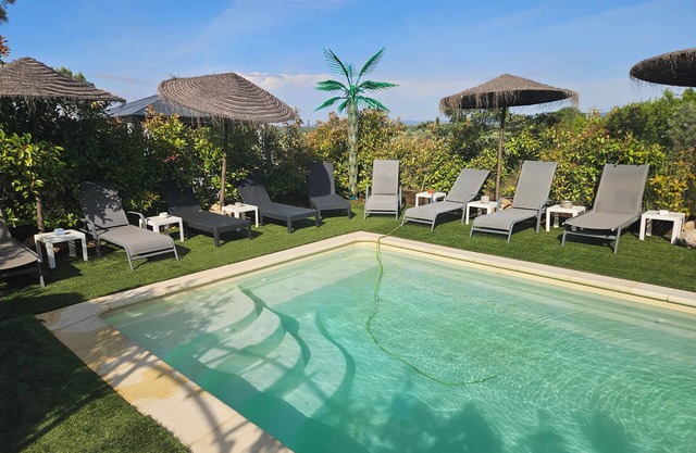 laberintos 2a 6 pers spa piscina de karaoke + bb