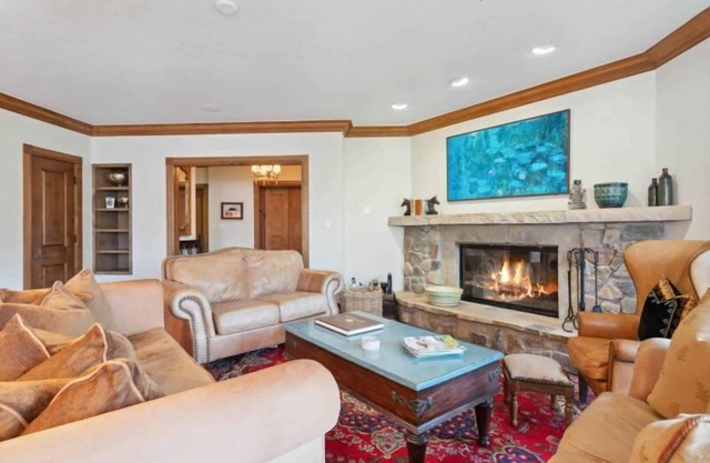 McCoy Peak Lodge Condo 204