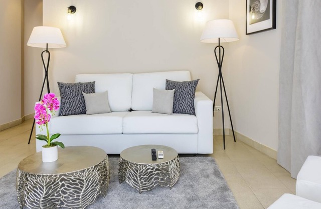 MD Balmes Street 4 City Center