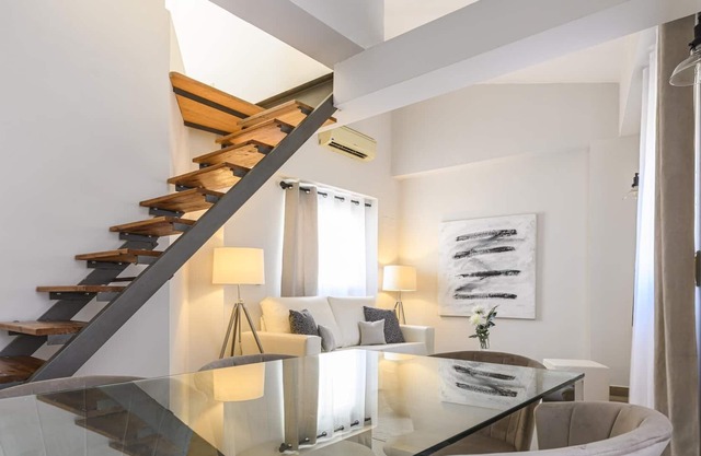 MD Balmes Street Duplex Apartment + Terrace