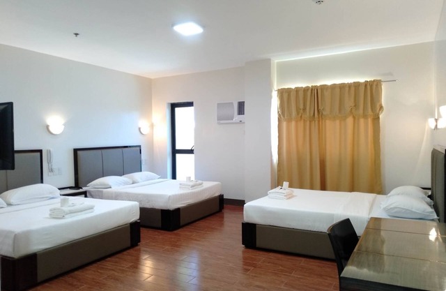 Meaco Royal Hotel- Aparri