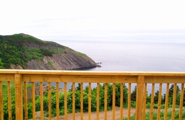 (Meat Cove) Hines Ocean View Lodge