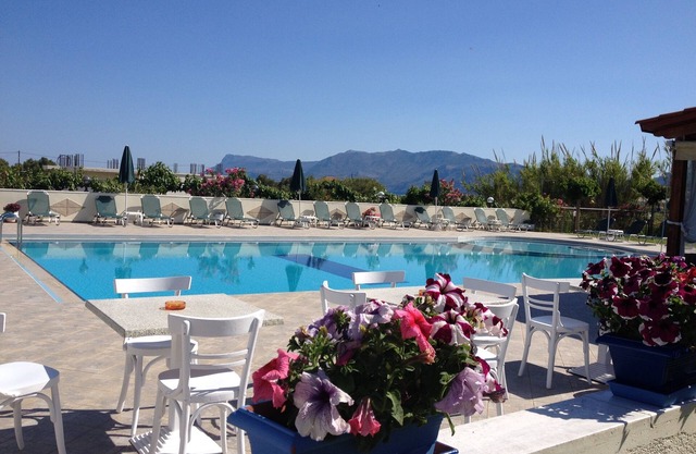 Mediterranean Hotel & Apartments