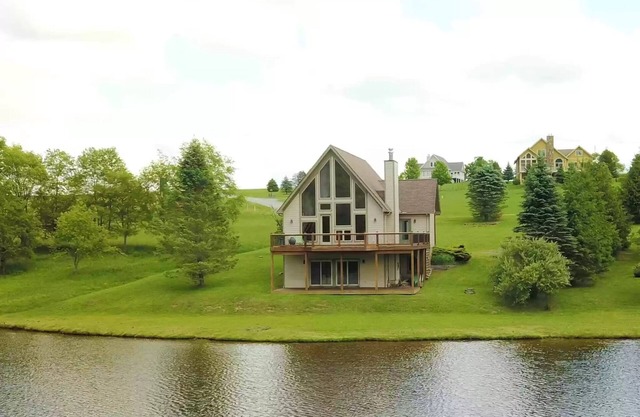 Meet Bessie, your upscale cabin at the lake.