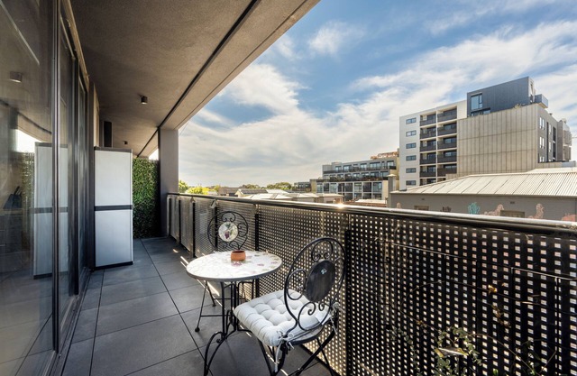 Mega Style Apartments The General