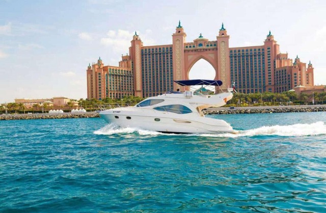 Mega Yacht Charter on AnchorsBook