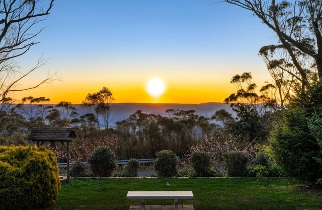 Megalong Views in Katoomba