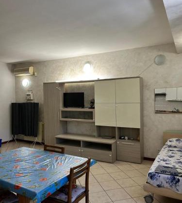 MELA's HOUSE C