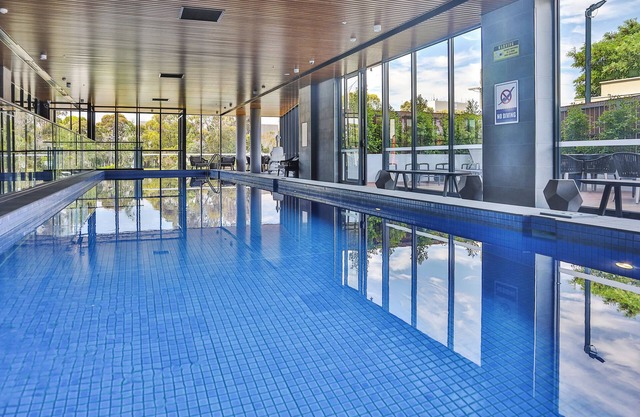 Melbourne Knox Central Apartment Hotel