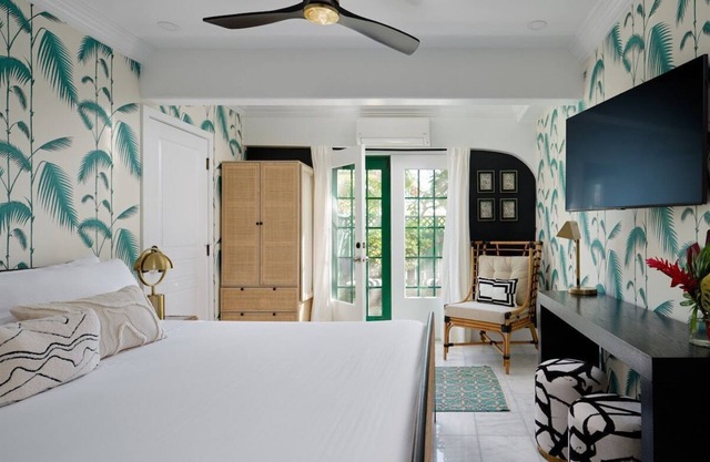 Mele Suite - Private Patio Retreat | ADA Compliant