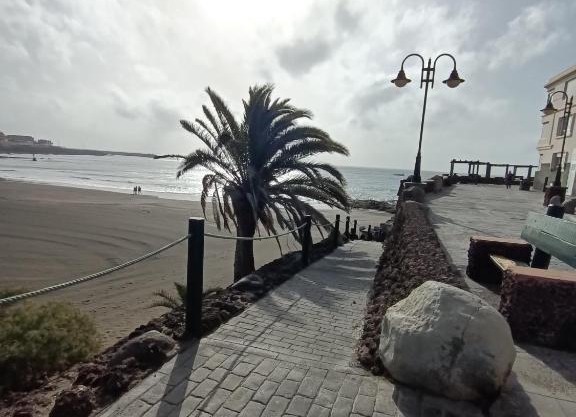 MELENARA BEACH AND SALINETAS BEACH