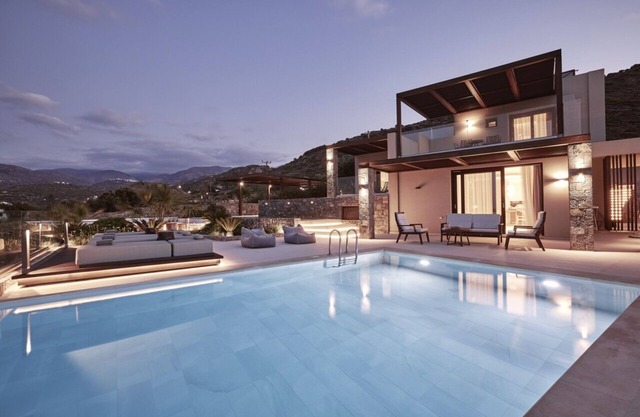 Melitina - Cuatro Habitaciones Villa, Capacidad 8