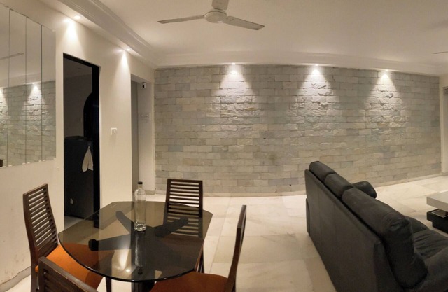 Memorable stay in prime location Near juhu beach, step out to explore luxry.