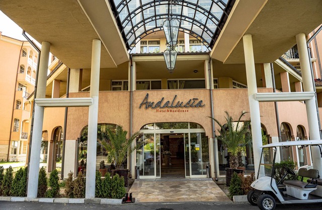 MENADA * Andalucia * Family apartment with sea view