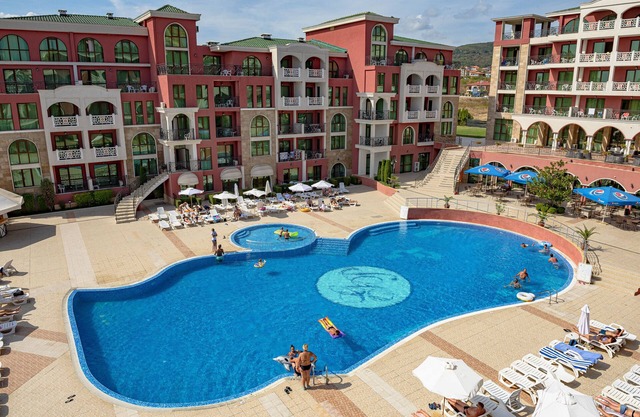 Saint George Palace - Sveti Vlas - Apartamento familiar con vistas a la piscina