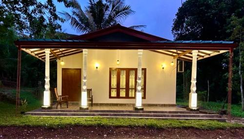 Mendis Villa
