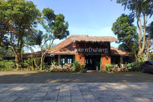 Mendulang by Belza