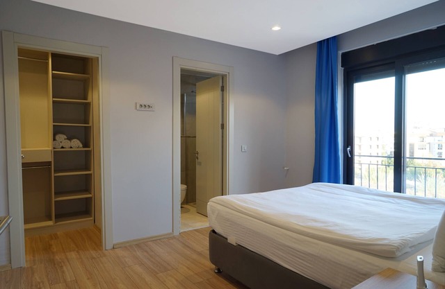 Mene Suites