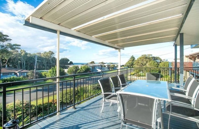 MeNo's at Bawley is located just a short walk to the stunning beaches of Bawley Point