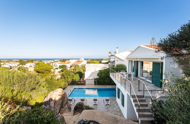 Encantadora Casa Addaia con Piscina Privada & Amplia Terraza con Hermosas Vistas
