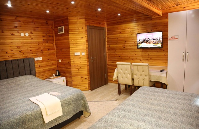 MENTES OTEL