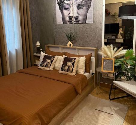 Meraki Stays at SMDC Hope Residences