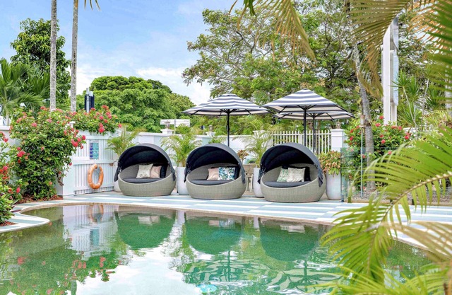 Mercure Cairns