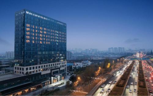 Mercure Chengdu Longtan