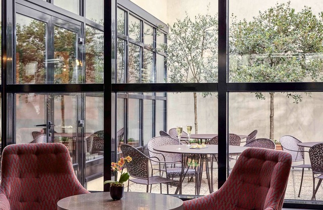 Mercure Paris Tour Eiffel Grenelle