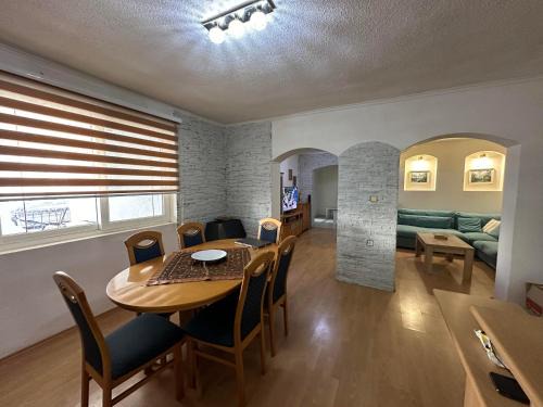 Meri Apartments