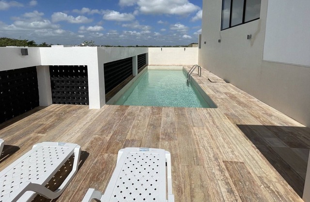 Merida Mexico Zebrina Temozon Norte (Home office ready)