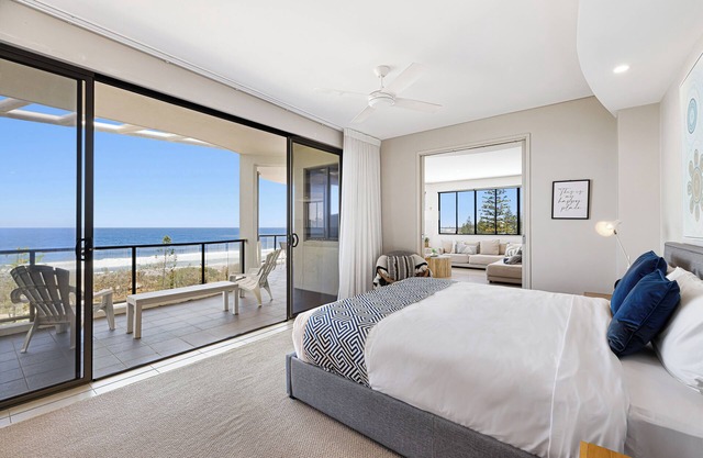 Meridian Alex Beach Apartments