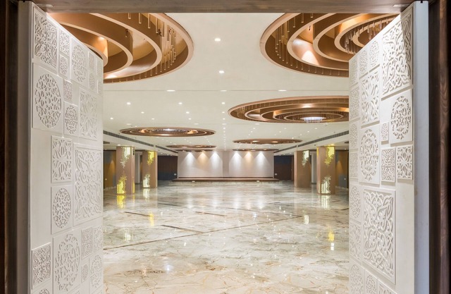 Meridian hotel Banquets and Rooms