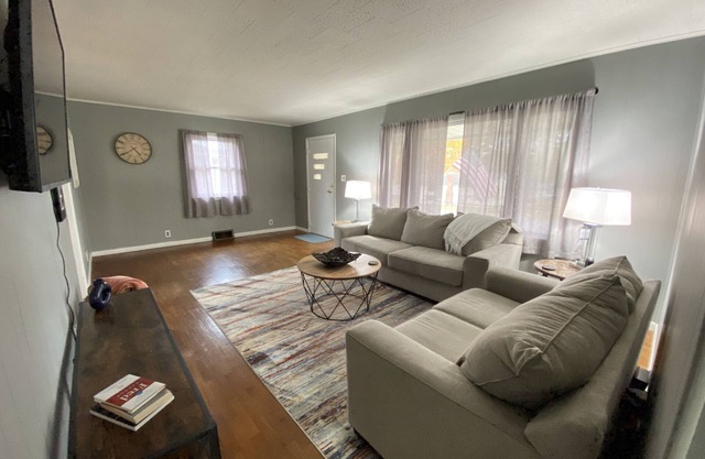 Meridian St. Abode