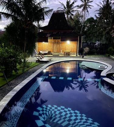 Meriki Losari Villa, in the Heart of Bali, Joglo one bedroom