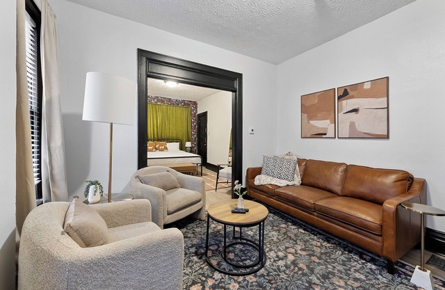 Merion Village Residences 1166 – 2 BDR Charmer in Highly Walkable Area!