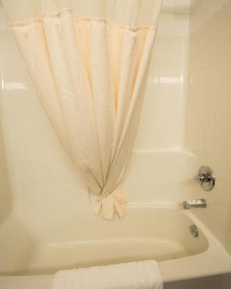 Merit Hotel & Suites