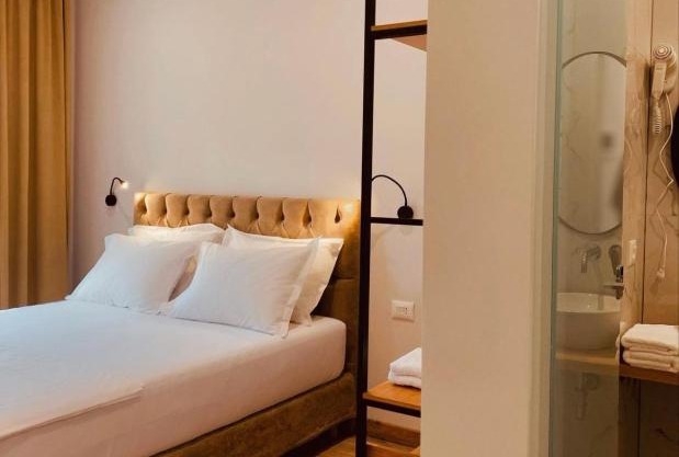 Merly Hotel