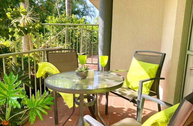 Mermaid Beach 2BR Heated Pool