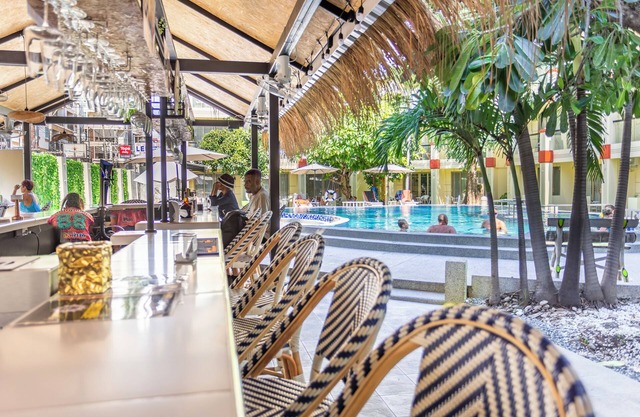 Mermaid Beach Resort