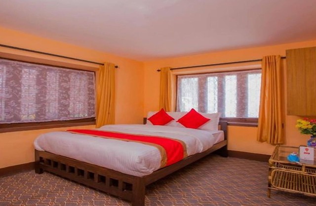 MeroStay 154 White & Peace