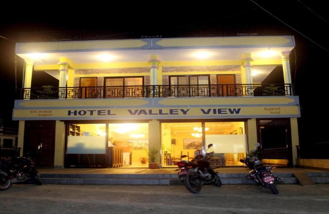 MeroStay 101 Hotel Valley View Inn
