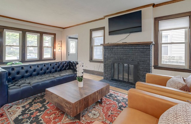 Merriam Park Art House